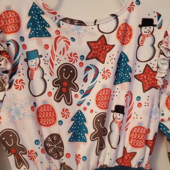 Festive Holiday Dress with Tulle Skirt - Picture 4 of 9